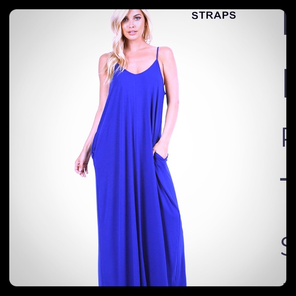 Dresses & Skirts - ✌️LEFT!!! Adjustable Strap Maxi Dress With Pockets